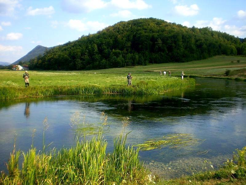 Gacka Valley Licko Lesce المظهر الخارجي الصورة